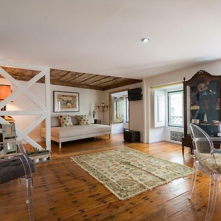 Charming Apartment Travessa Do Alcaide Lisabona Exterior foto
