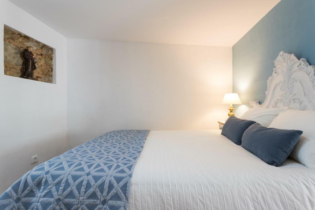 Charming Apartment Travessa Do Alcaide Lisabona Exterior foto